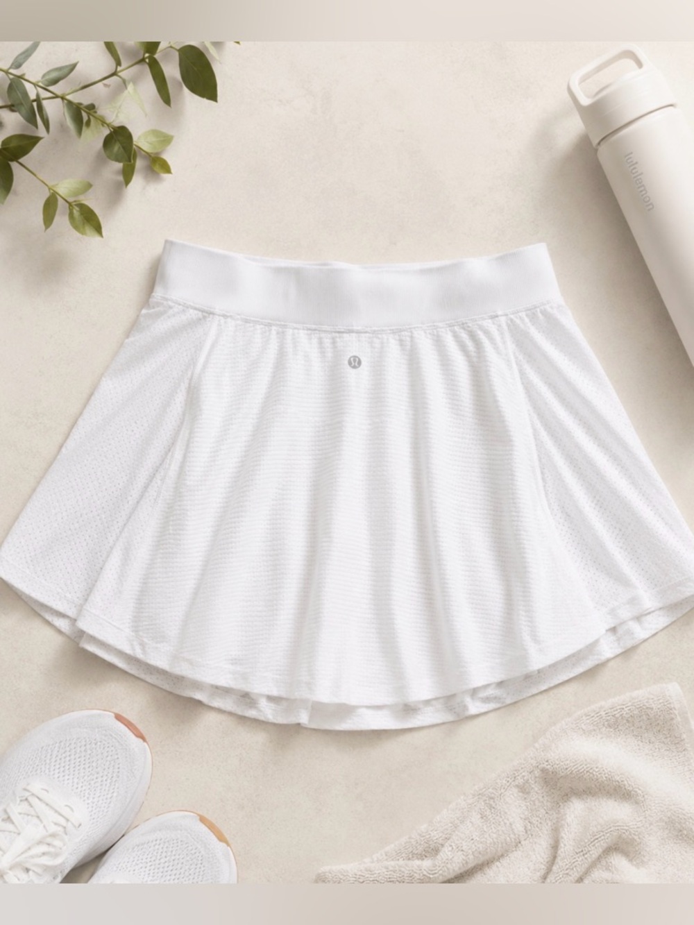 Lululemon White Tennis Golf Athletic Skirt Built-In Shorts Women’s Size 8
